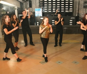 E-motion אימושן - בית הספר לריקוד - רמת גן