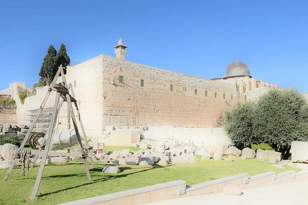 מרכז דוידסון - בר מצווה בכותל הדרומי - ירושלים