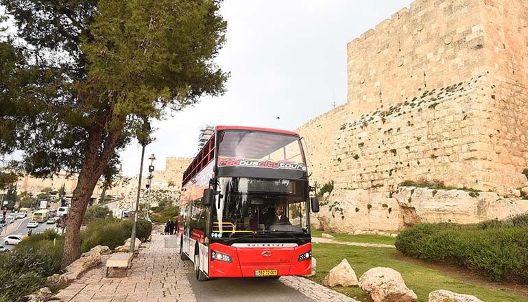 אוטובוס הדו-קומתי האדום בירושלים Red Bus City Tours