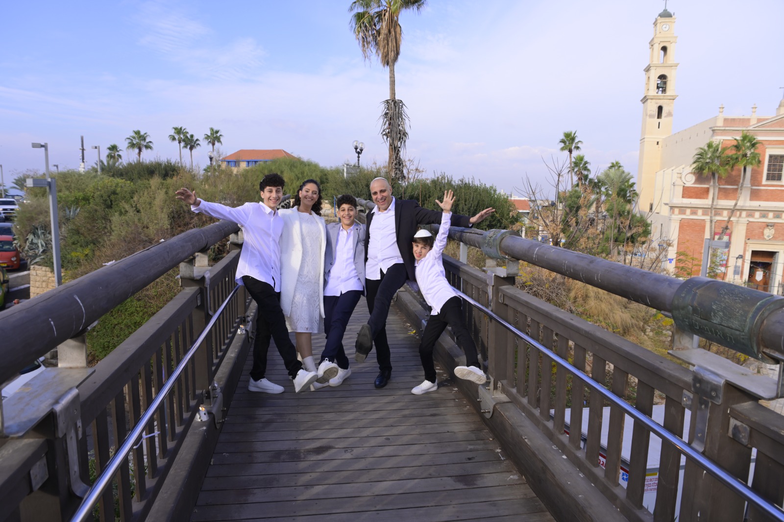 מזל דגים גלריה לאירועים - עלייה לתורה ביפו