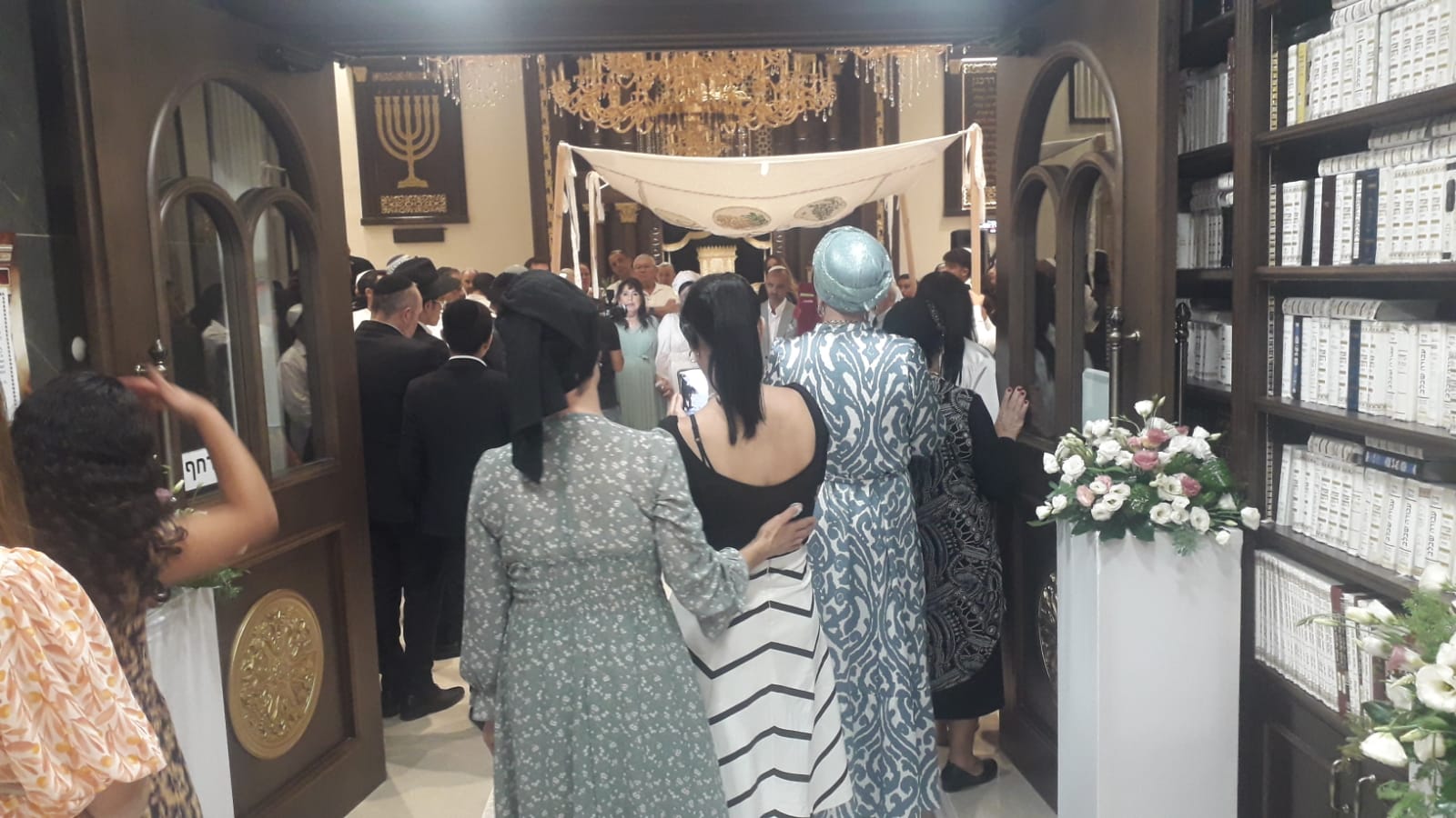 בית כנסת אוהל אברהם פסגת זאב ירושלים