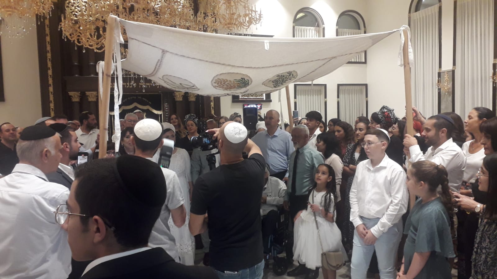 בית כנסת אוהל אברהם פסגת זאב ירושלים