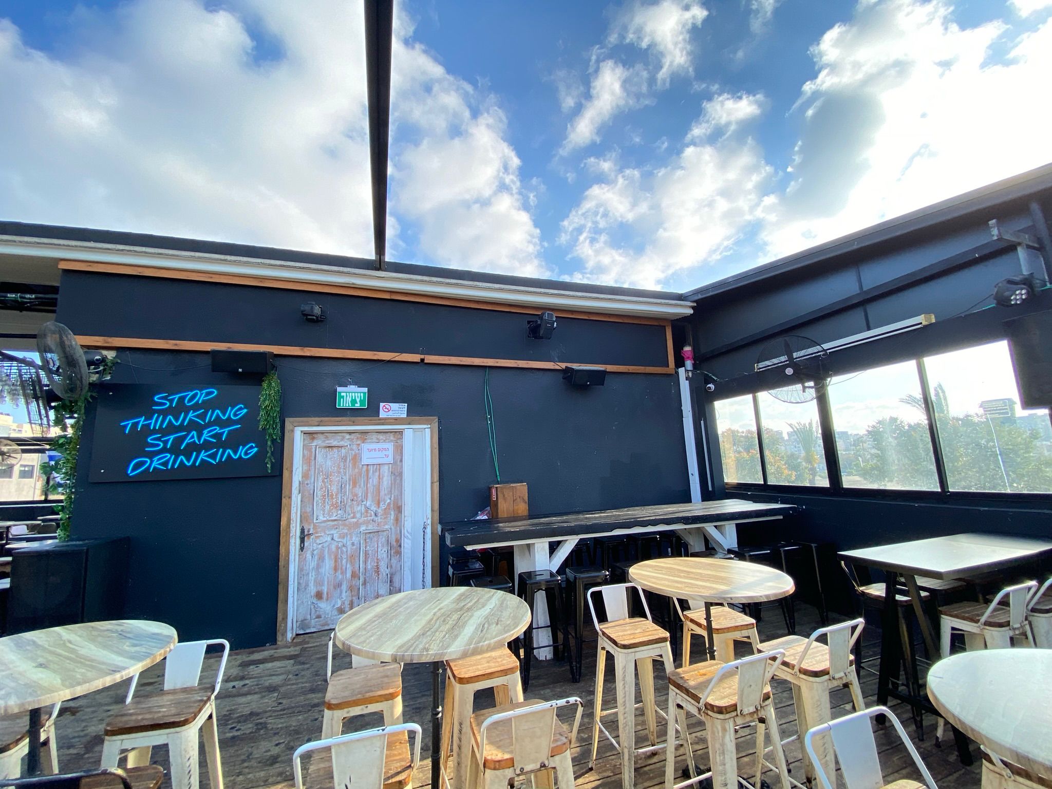 ROOFTOP EVENTS גג ברובע - ראשון לציון