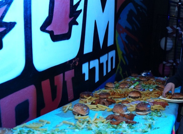 מסיבת בר או בת מצווה סמאש רום – נתניה /  פתח תקווה