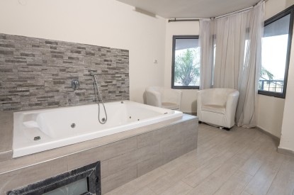 קסם הנוף מגדל  - אירוח דתי משפחתי בכנרת קסם הנוף מגדל  - אירוח דתי משפחתי בכנרת