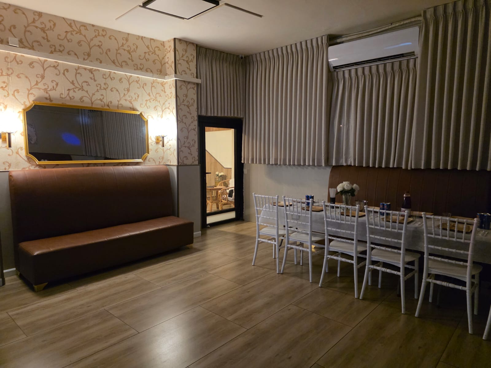 פאפוס אירועים בחדר פרטי / מסיבות בריכה  - רחובות