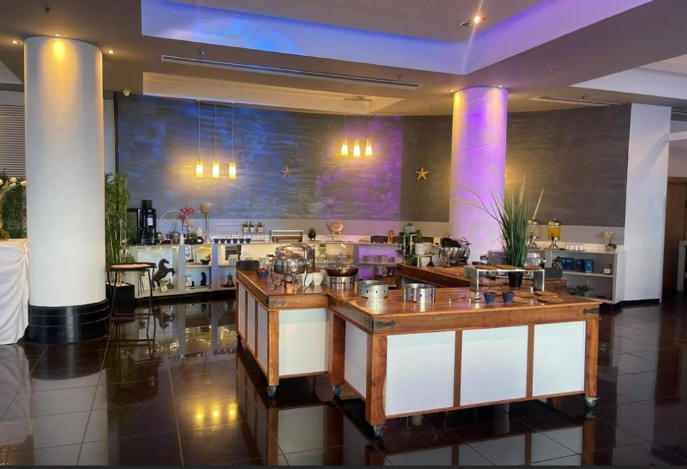 אלמוג אירועים מול הים - חיפה