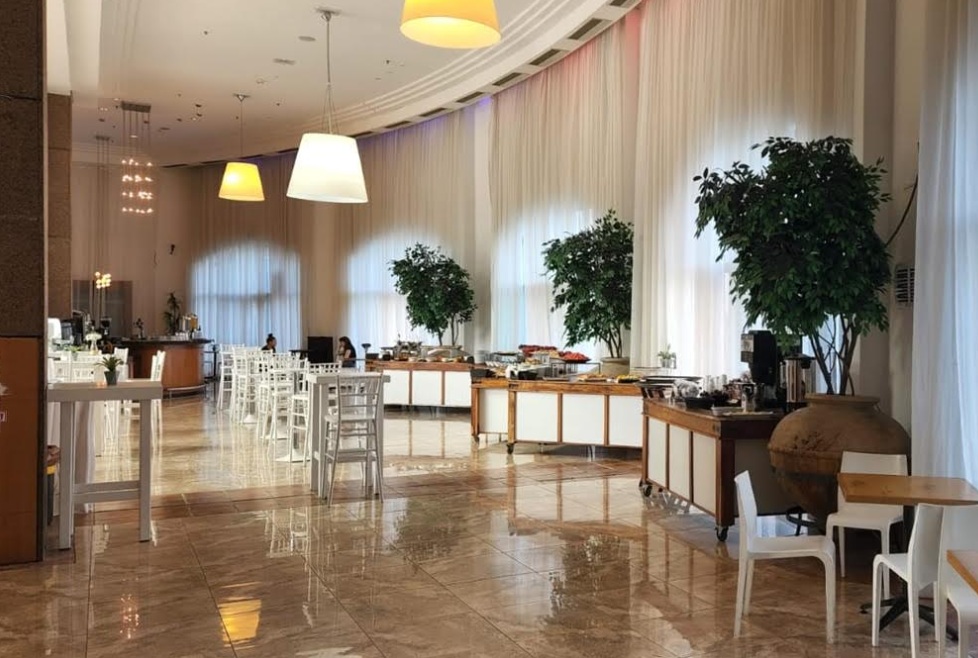 אלמוג אירועים מול הים - חיפה